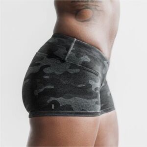 NOBULL Women’s Low Rise Camo Training Shorts Small 2” CrossFit Running Athletic